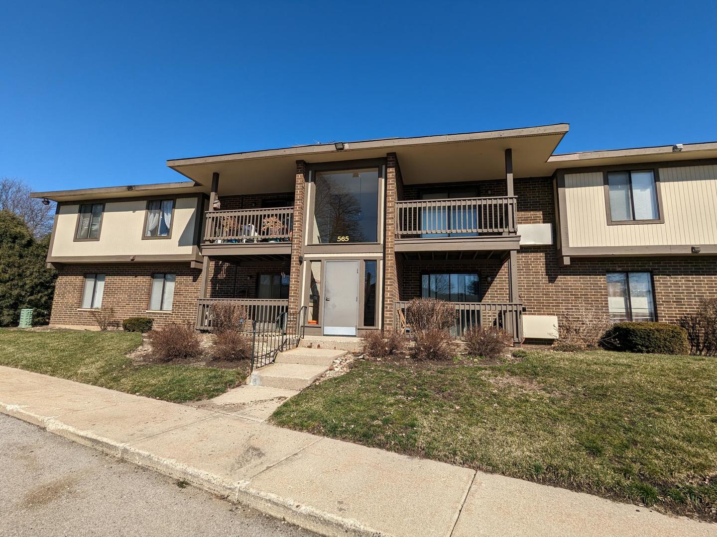 565 Somerset Lane