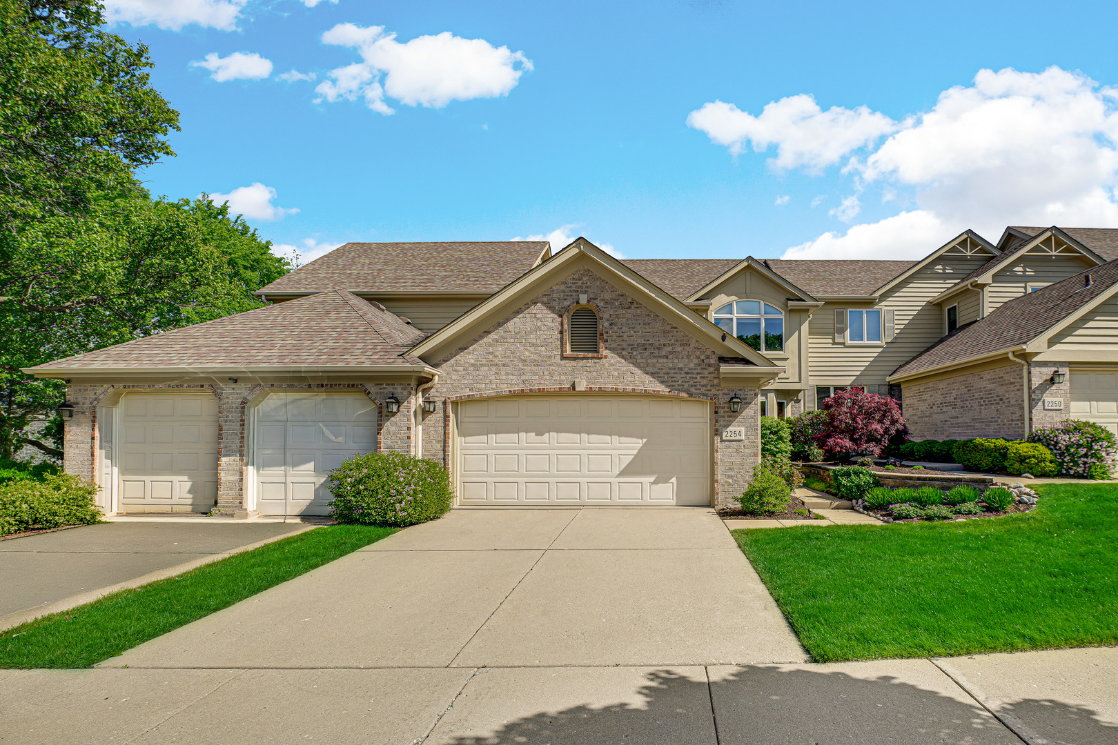 2254 Tamarack Drive