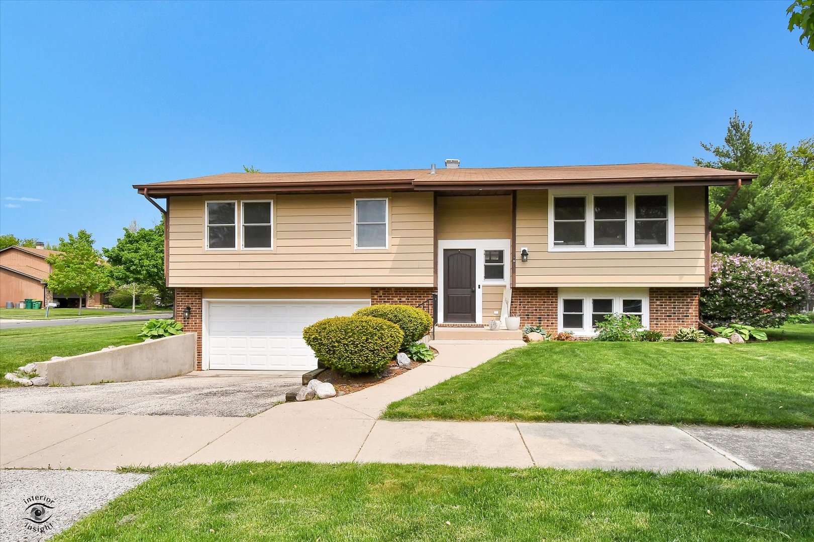 99 Mayer Avenue