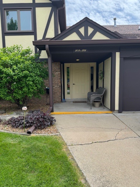 307 Carol Court