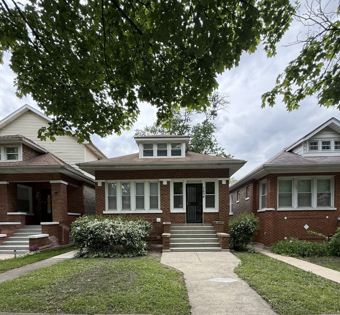 7634 Loomis Boulevard