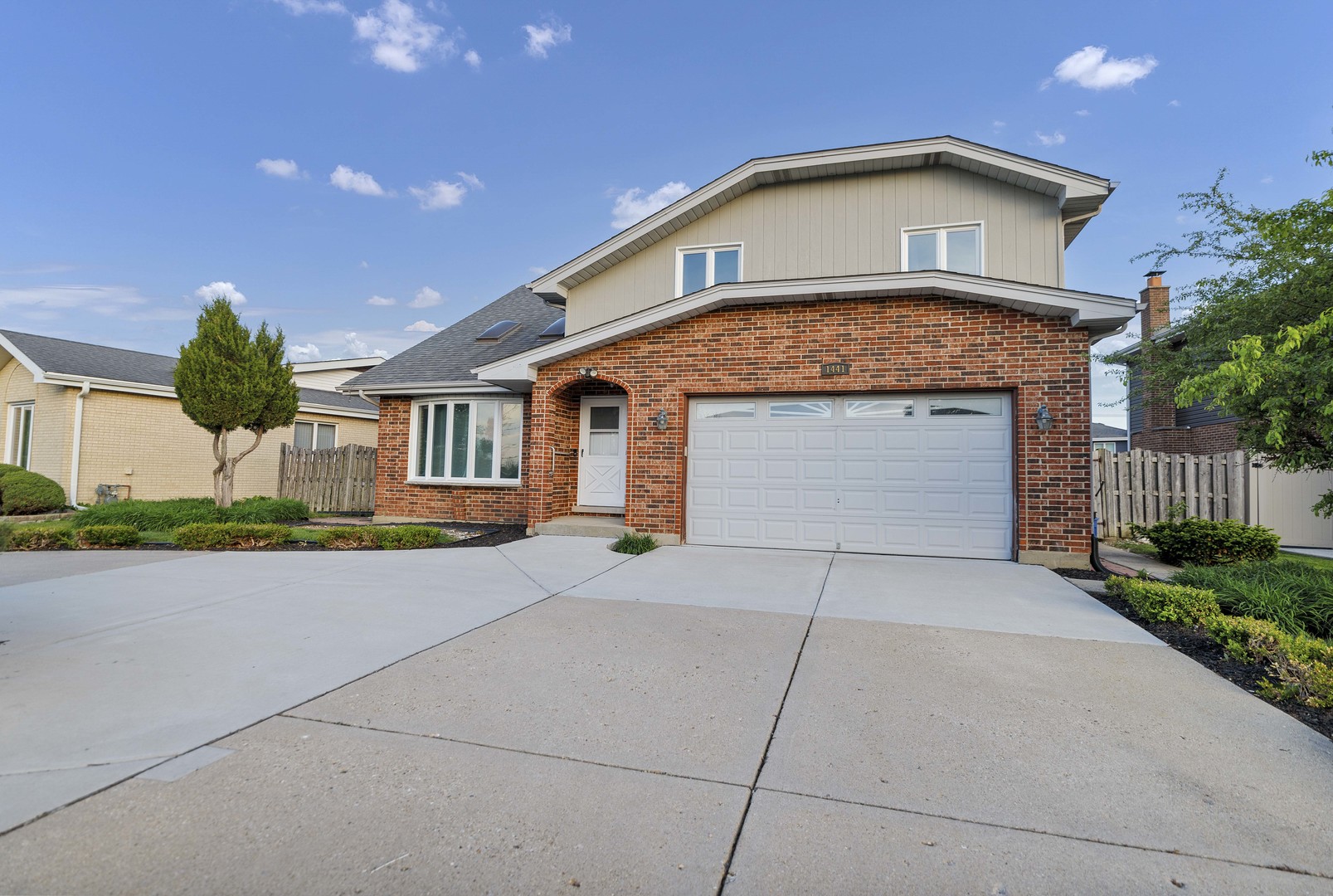 1441 AUTUMN Trail