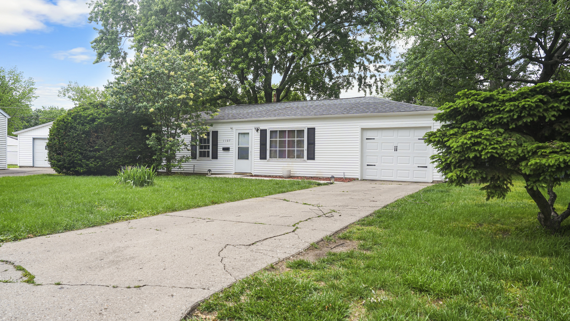 1107 Highlands Drive