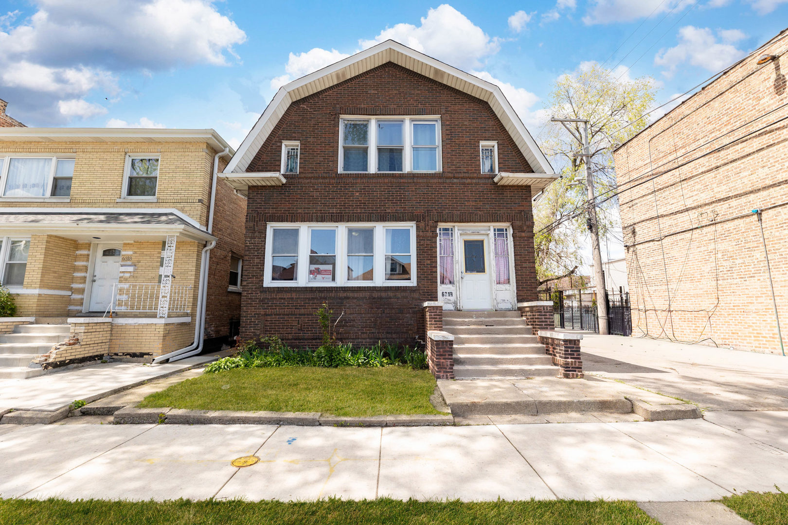 6314 Mozart Street