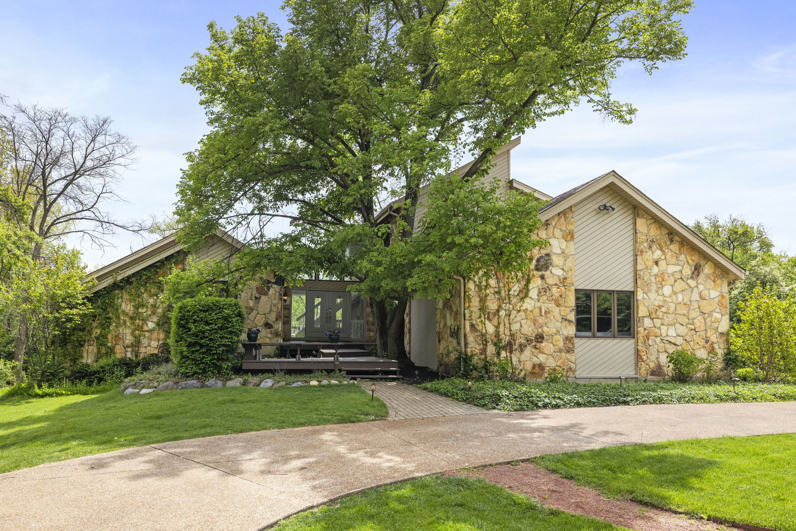 2103 Pebble Creek Drive