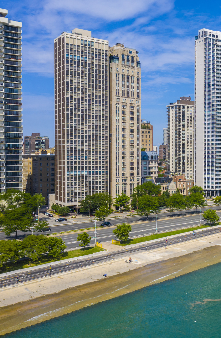 1240 Lake Shore Drive