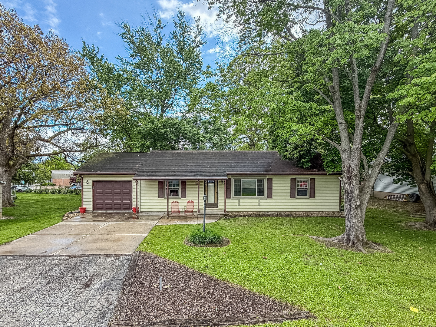 306 Willow Lane