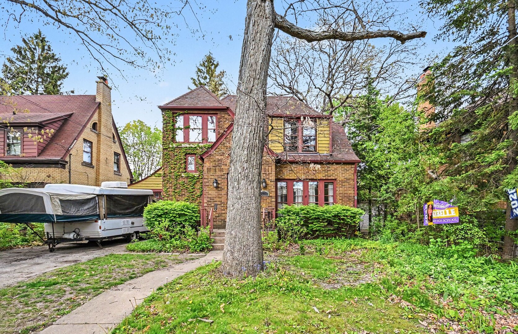 1006 Rogers Court