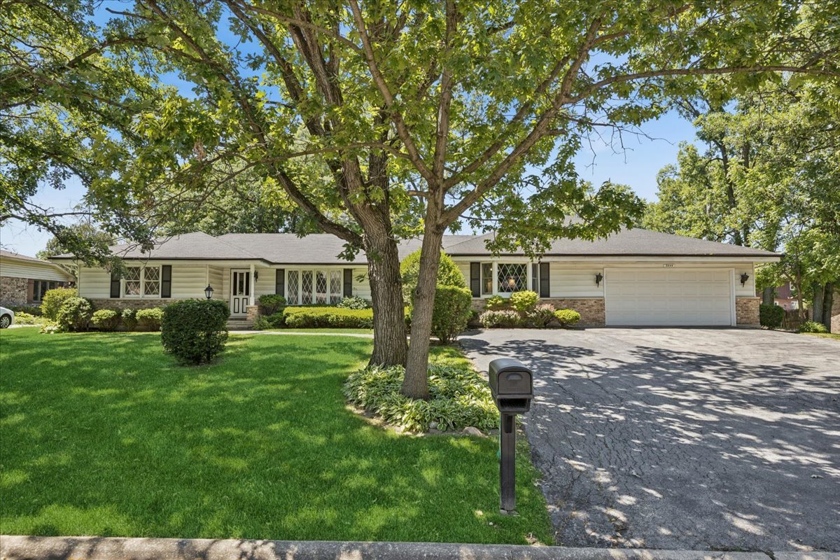 3444 Huntington Terrace