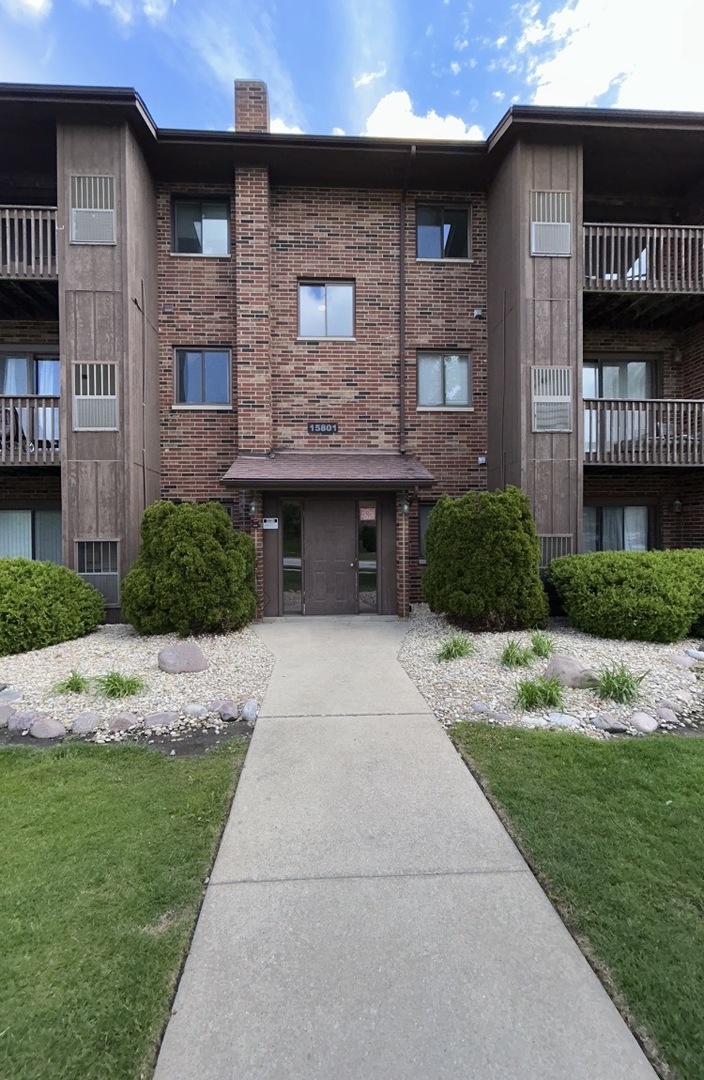 15801 Peggy Lane