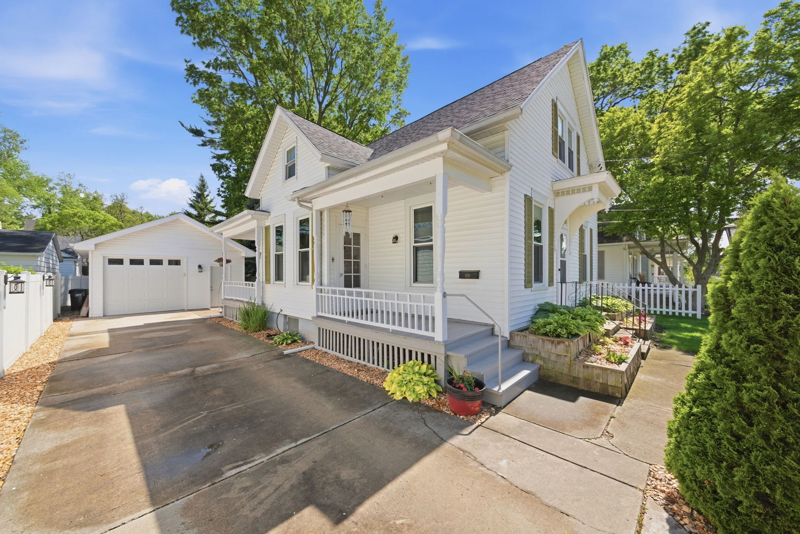 1307 Illinois Avenue