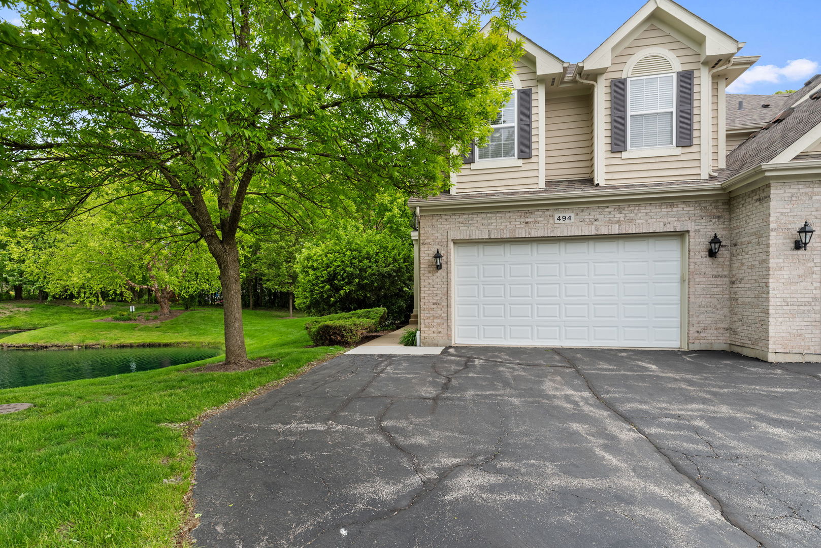494 Fontenay Way