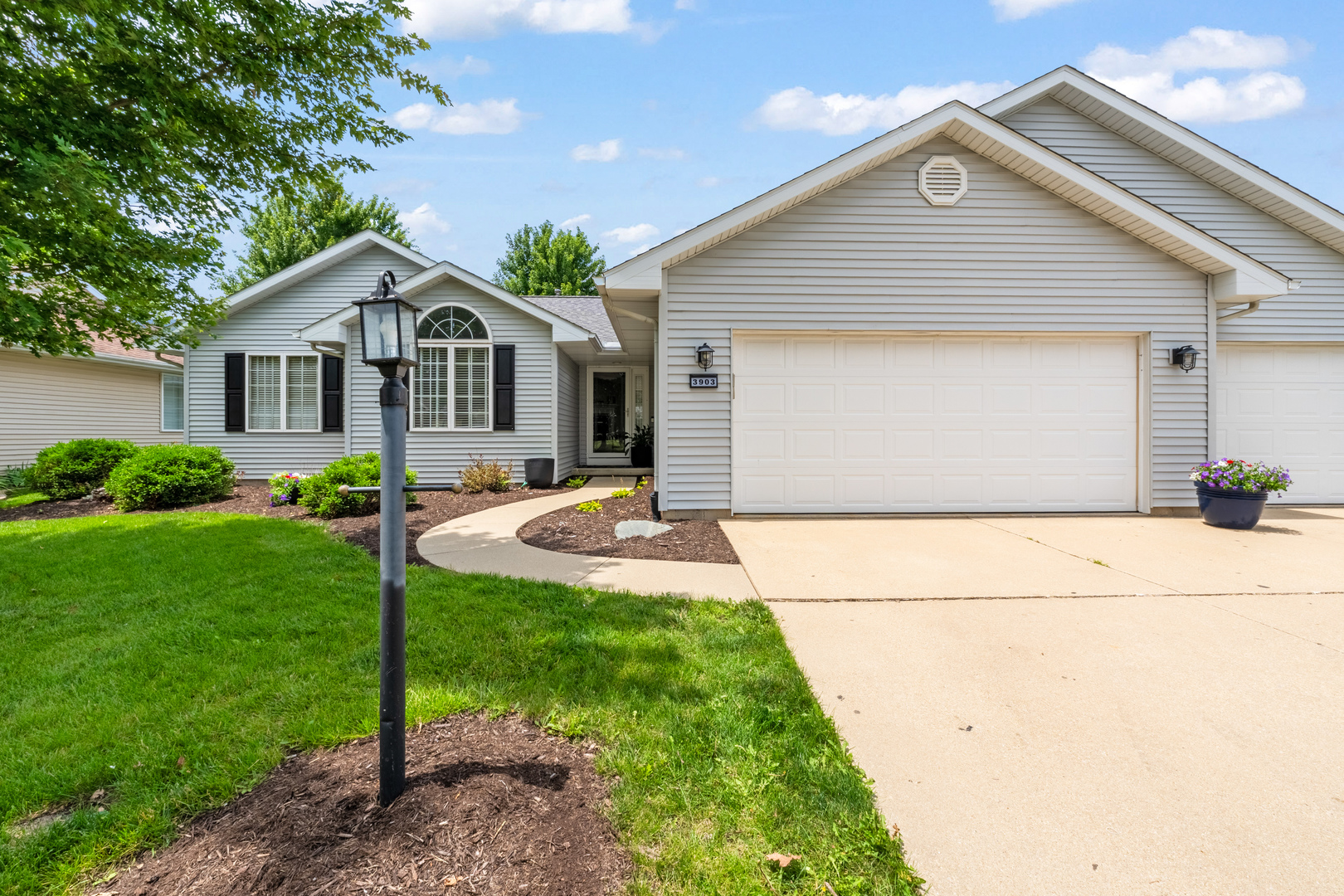 3903 Turnberry Drive