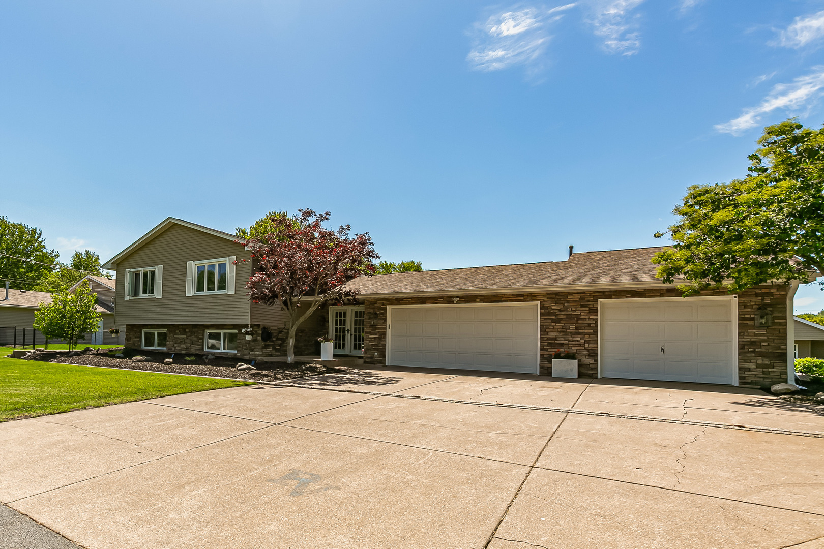 3530 Harbor Drive