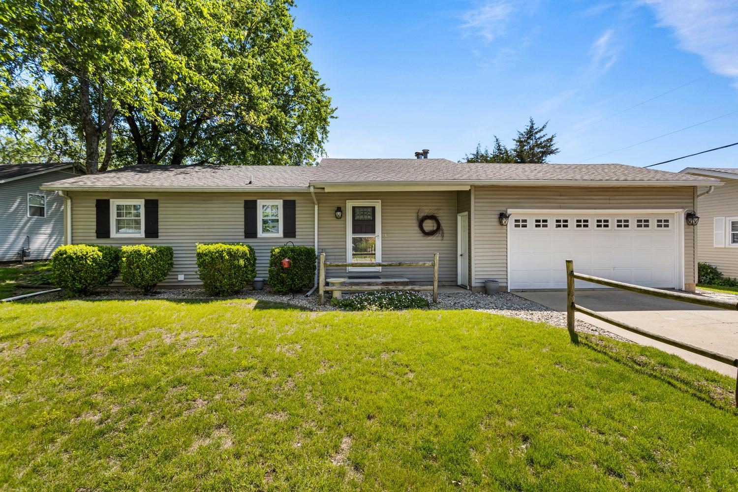 1106 Holiday Drive