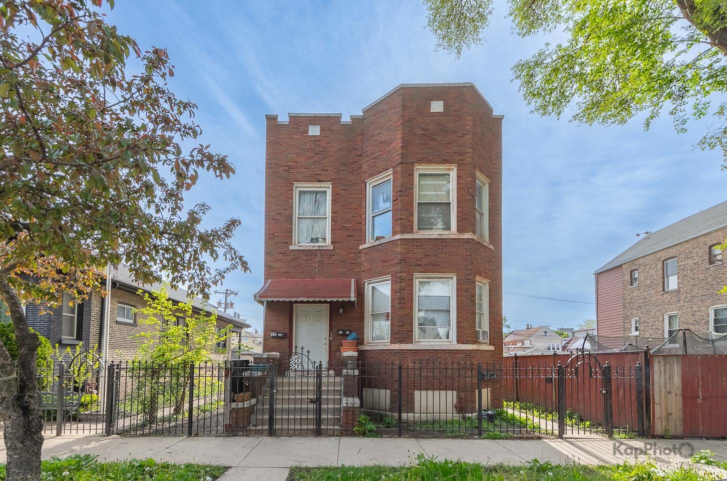 2233 Trumbull Avenue