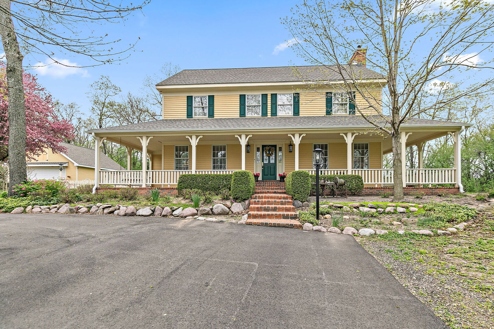 309 Three Oaks Road
