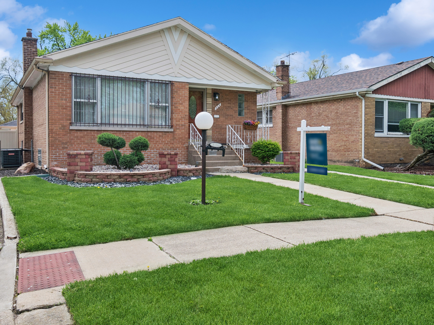 256 CALUMET Boulevard