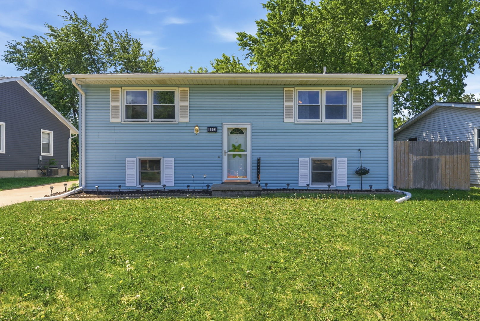 3203 w 66th Street