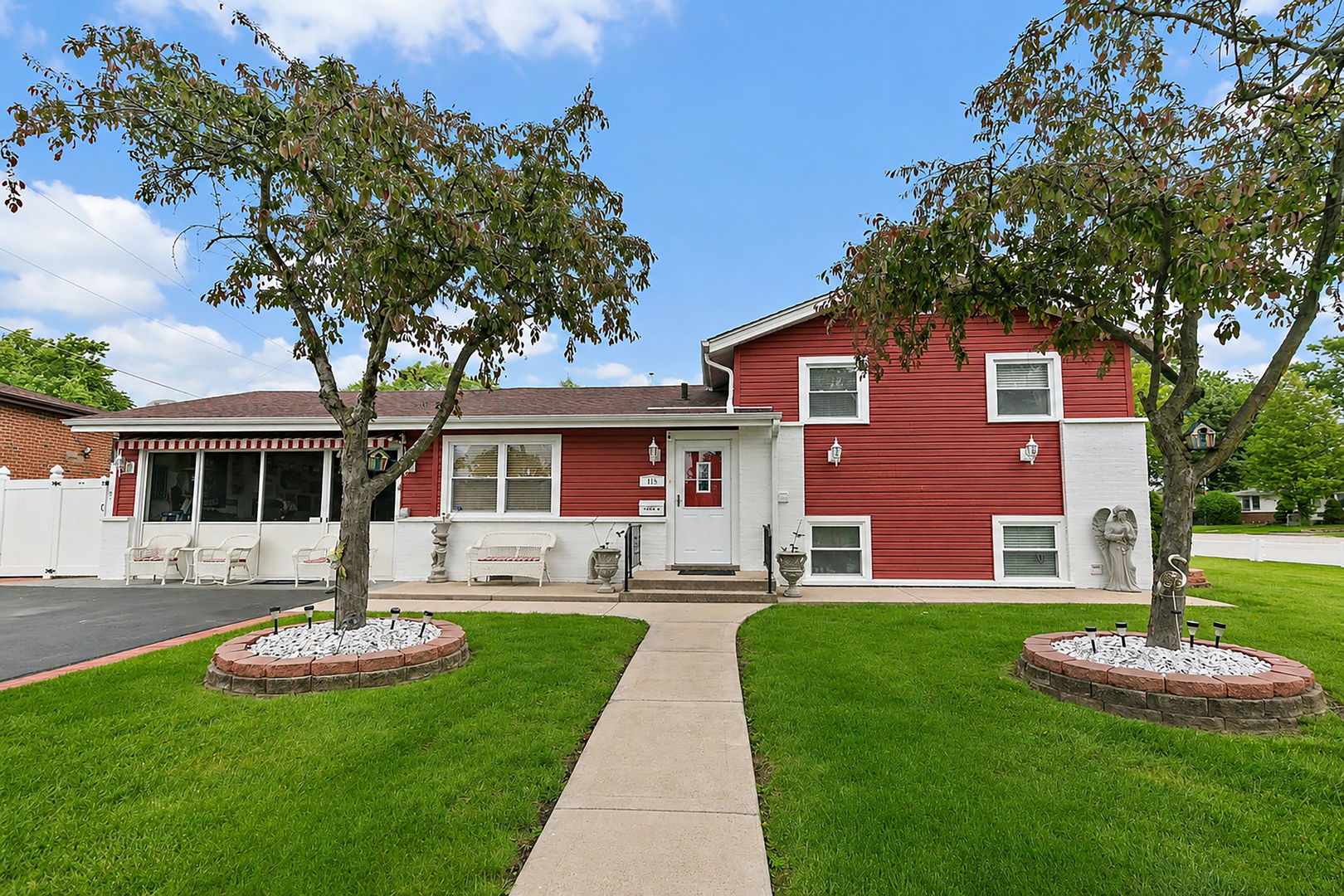 115 Rose Avenue