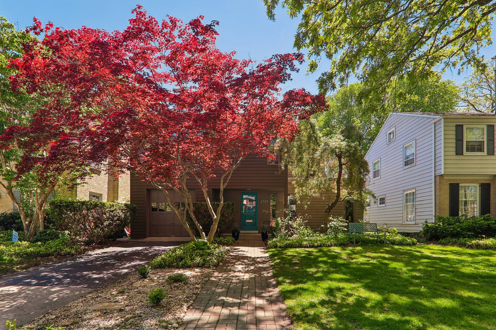 2724 Simpson Street