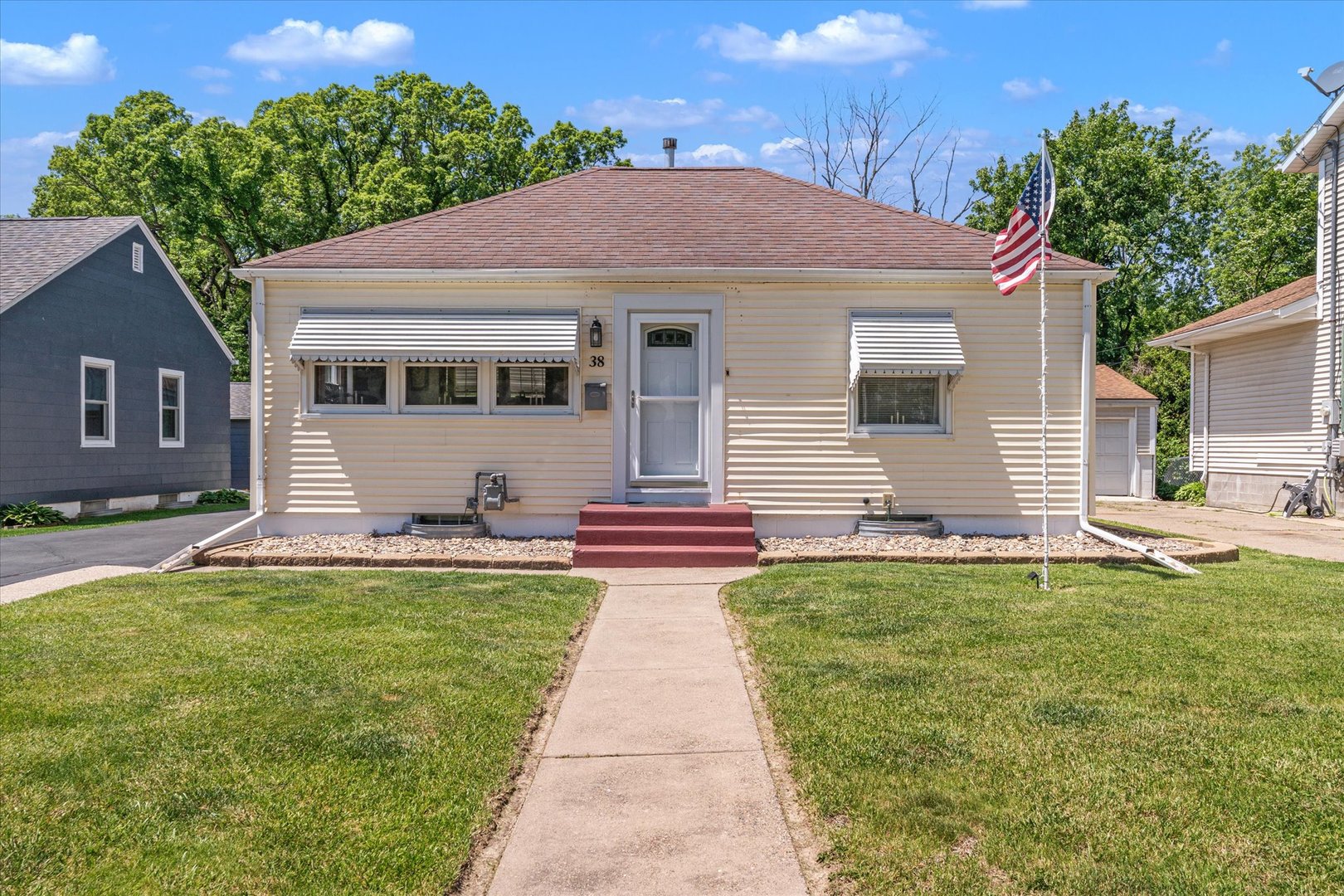 38 Blackhawk Hills Drive