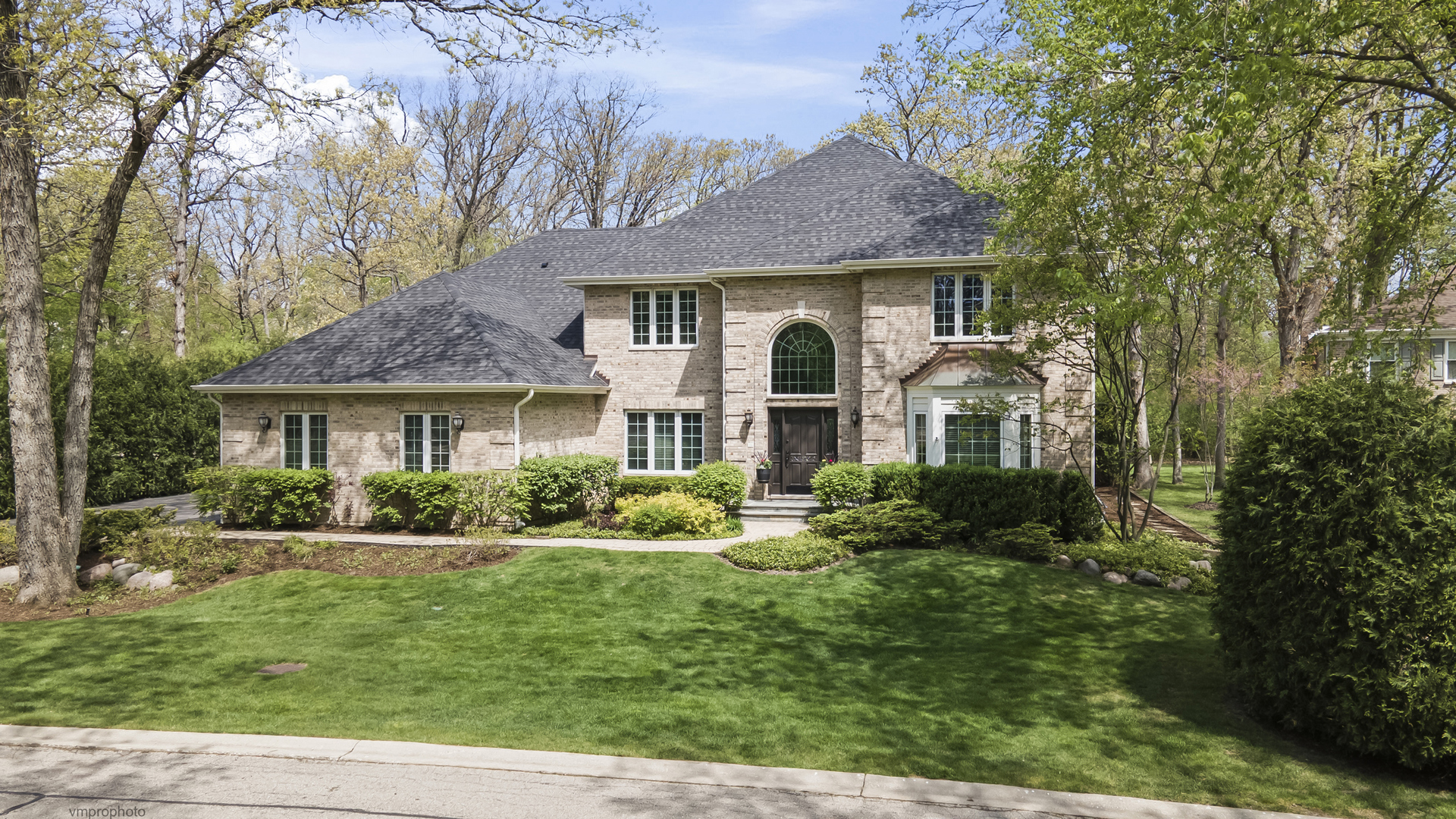 229 Surrey Lane