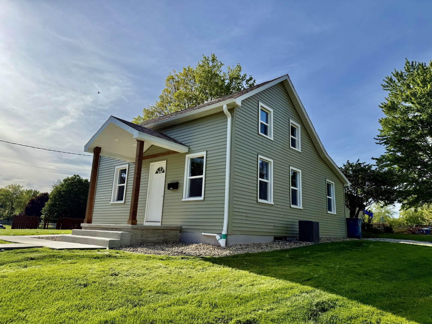 2703 Main Street