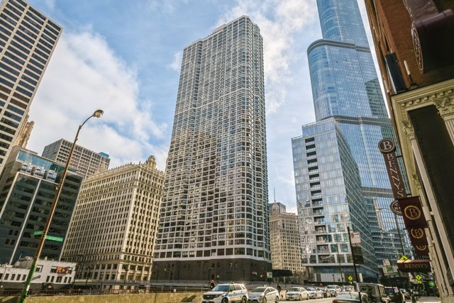 405 Wabash Avenue