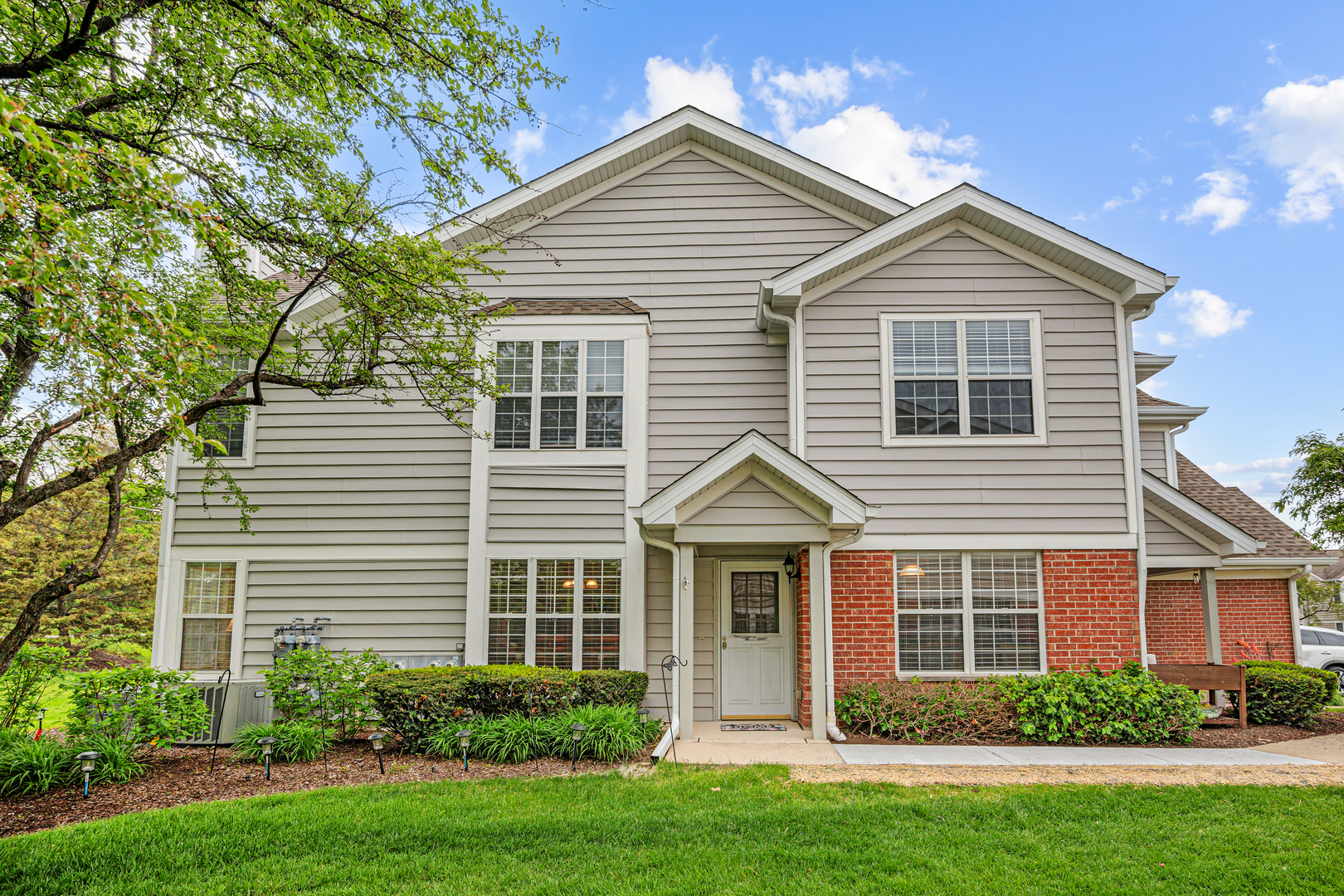 2936 Heatherwood Drive