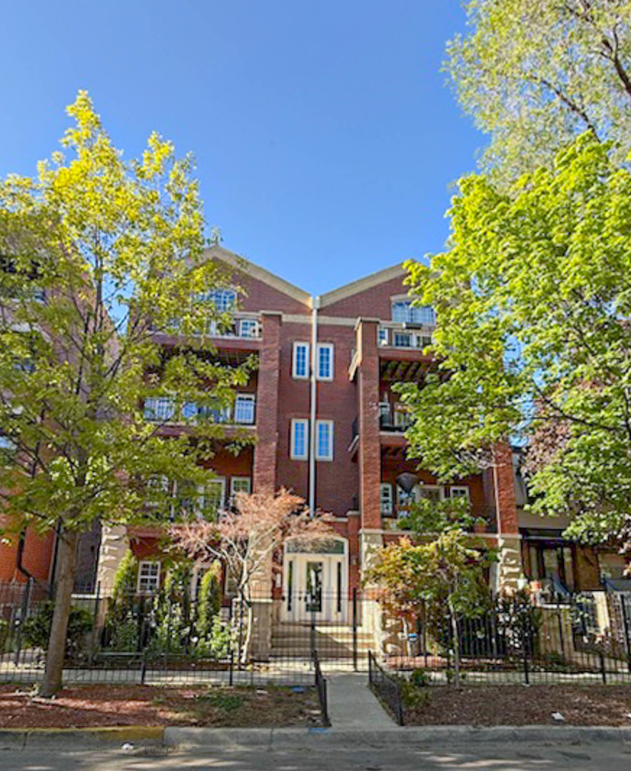 930 Cuyler Avenue