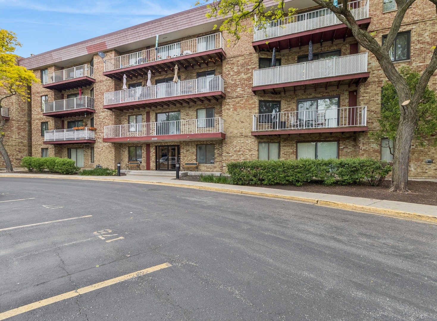 5450 Astor Lane