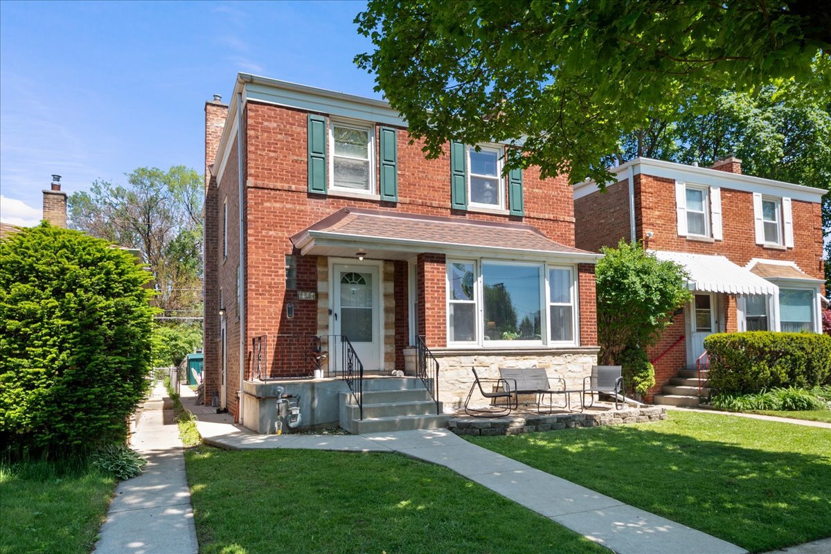 2504 jarvis Avenue