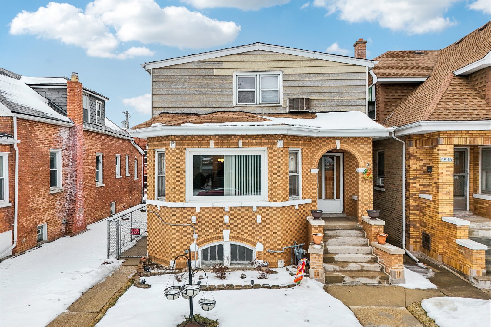 2842 74th Court