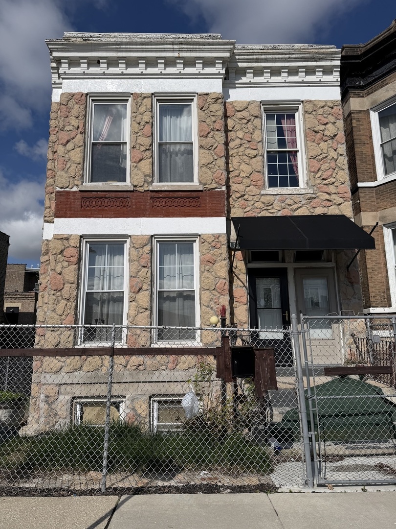 1362 Fairfield Avenue