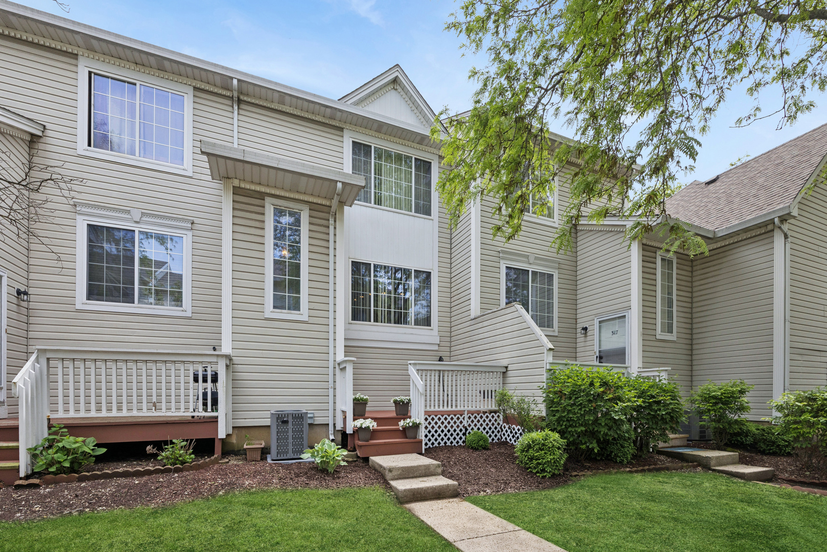 313 Candlelight Court