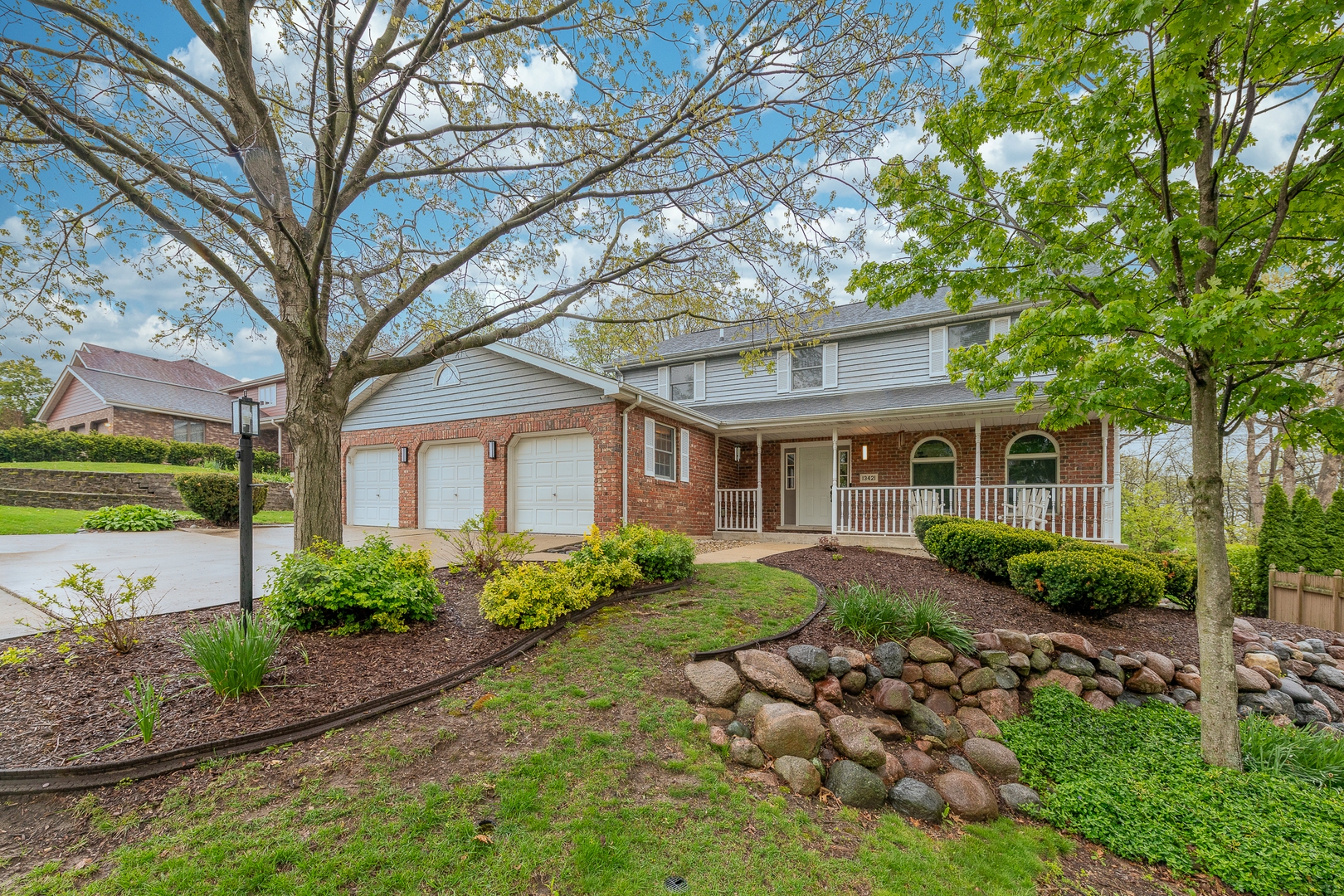 13421 Oakwood Court