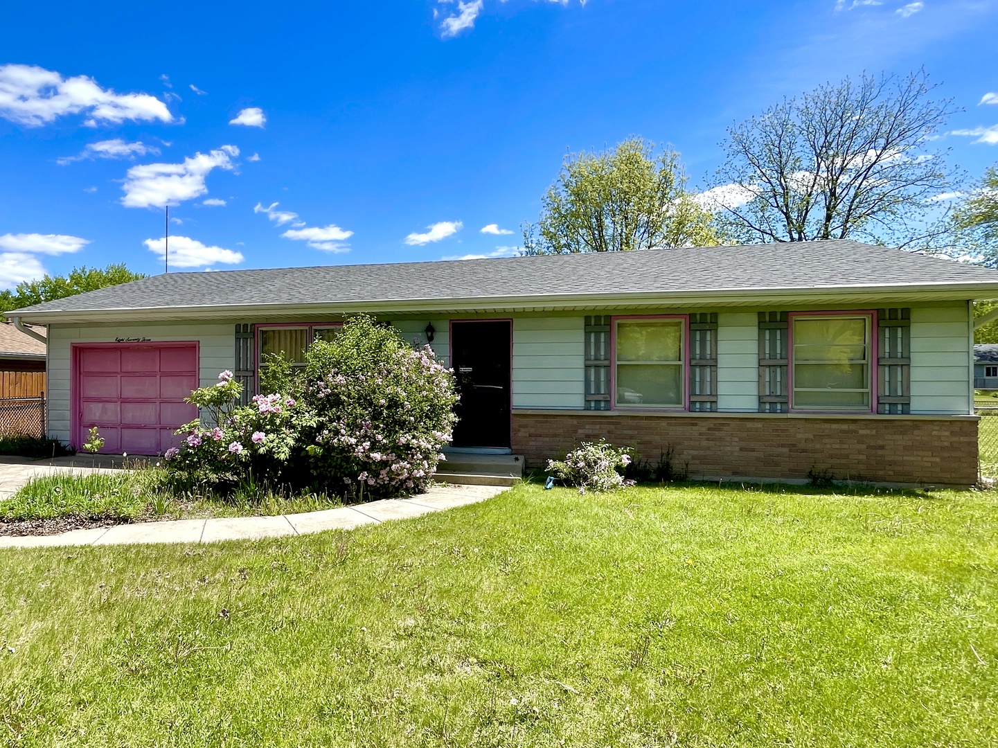 873 Hermitage Drive