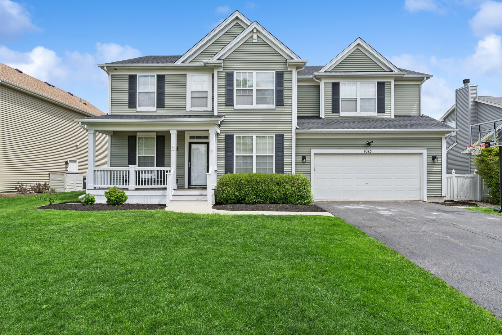 1013 Club Lake Drive