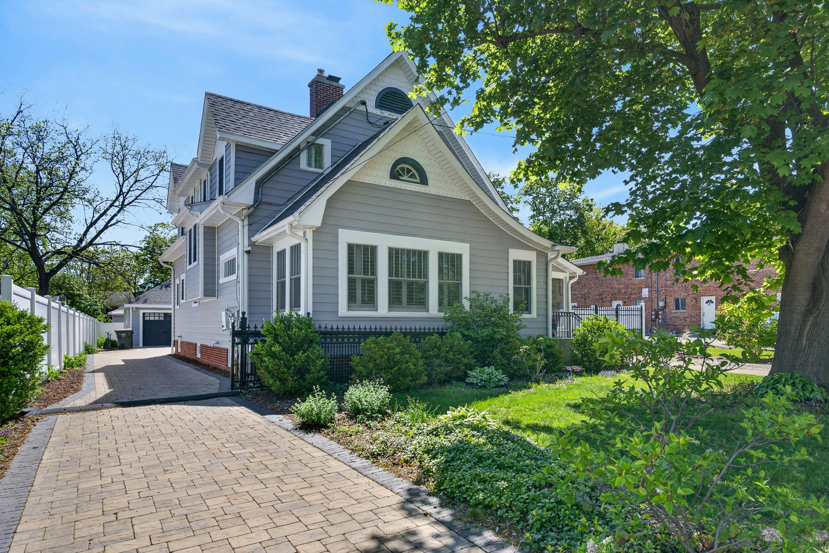 112 Douglas Avenue