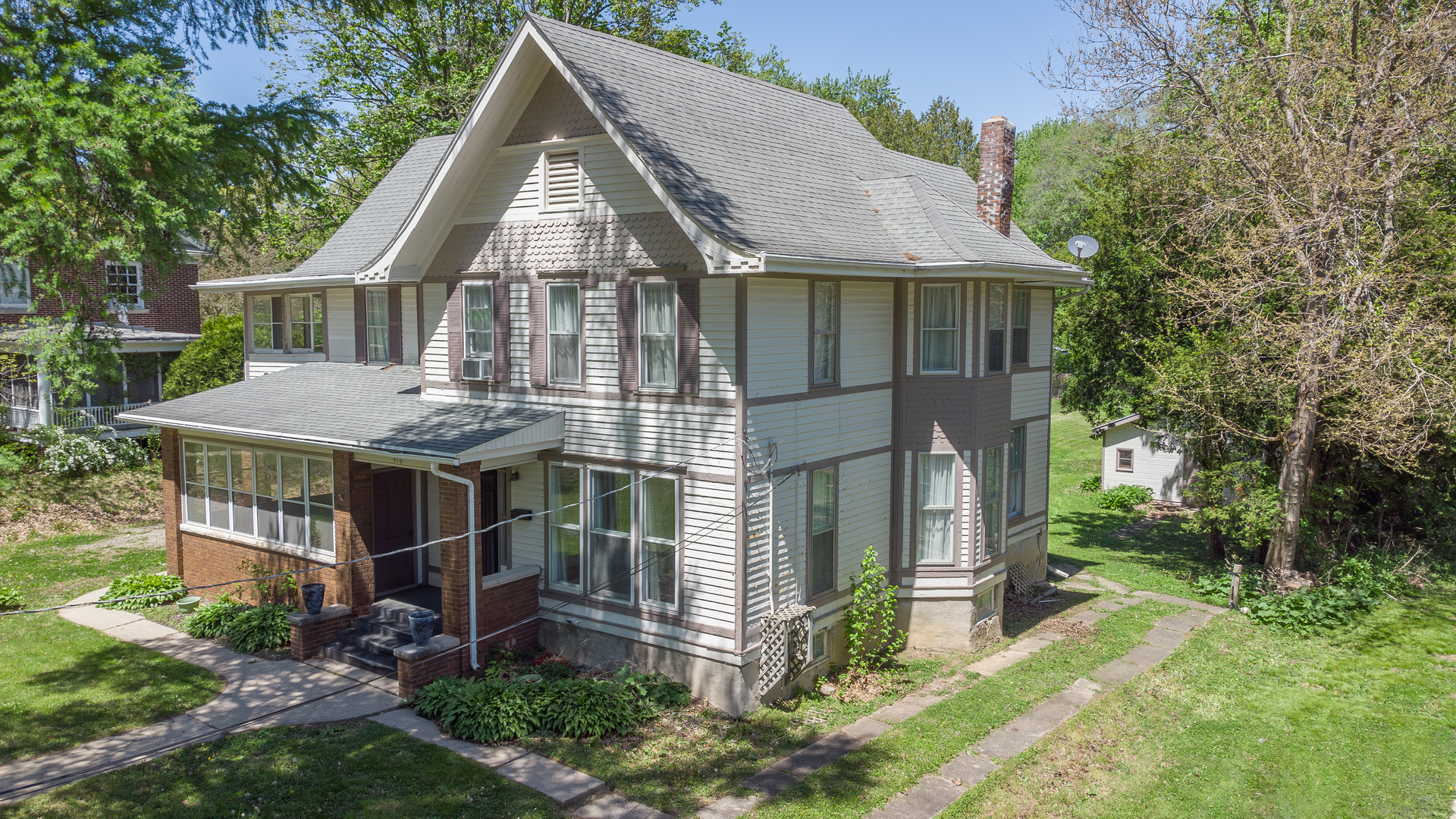 916 Stephenson Street