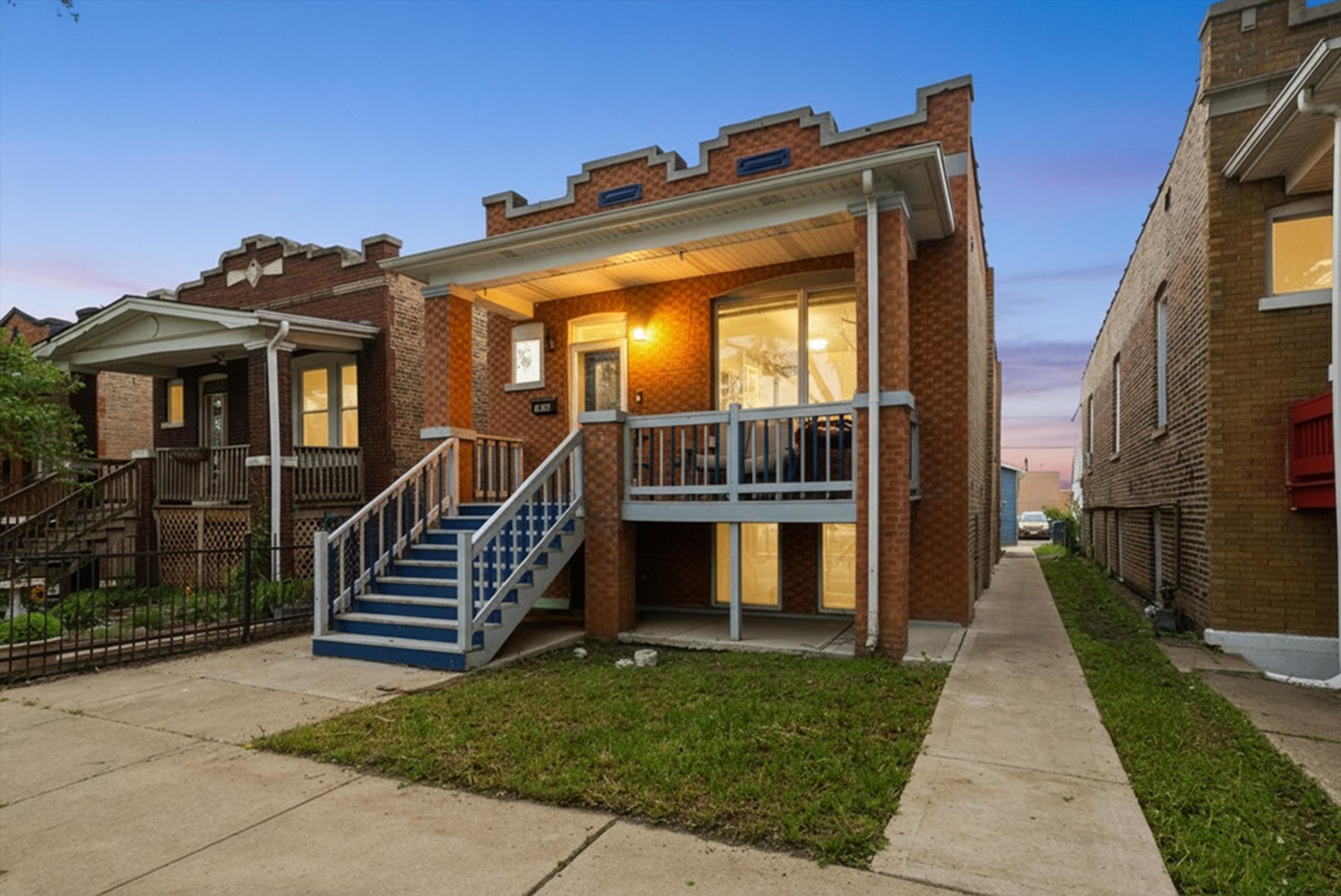 1833 47th Court