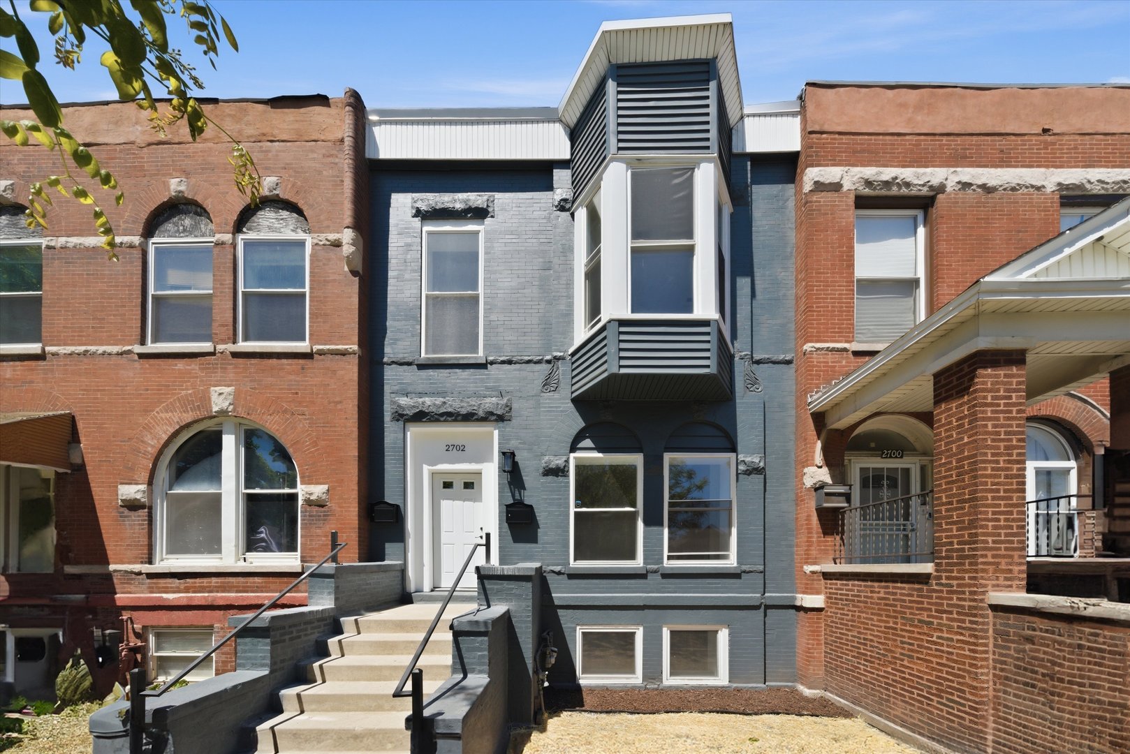 2702 Adams Street