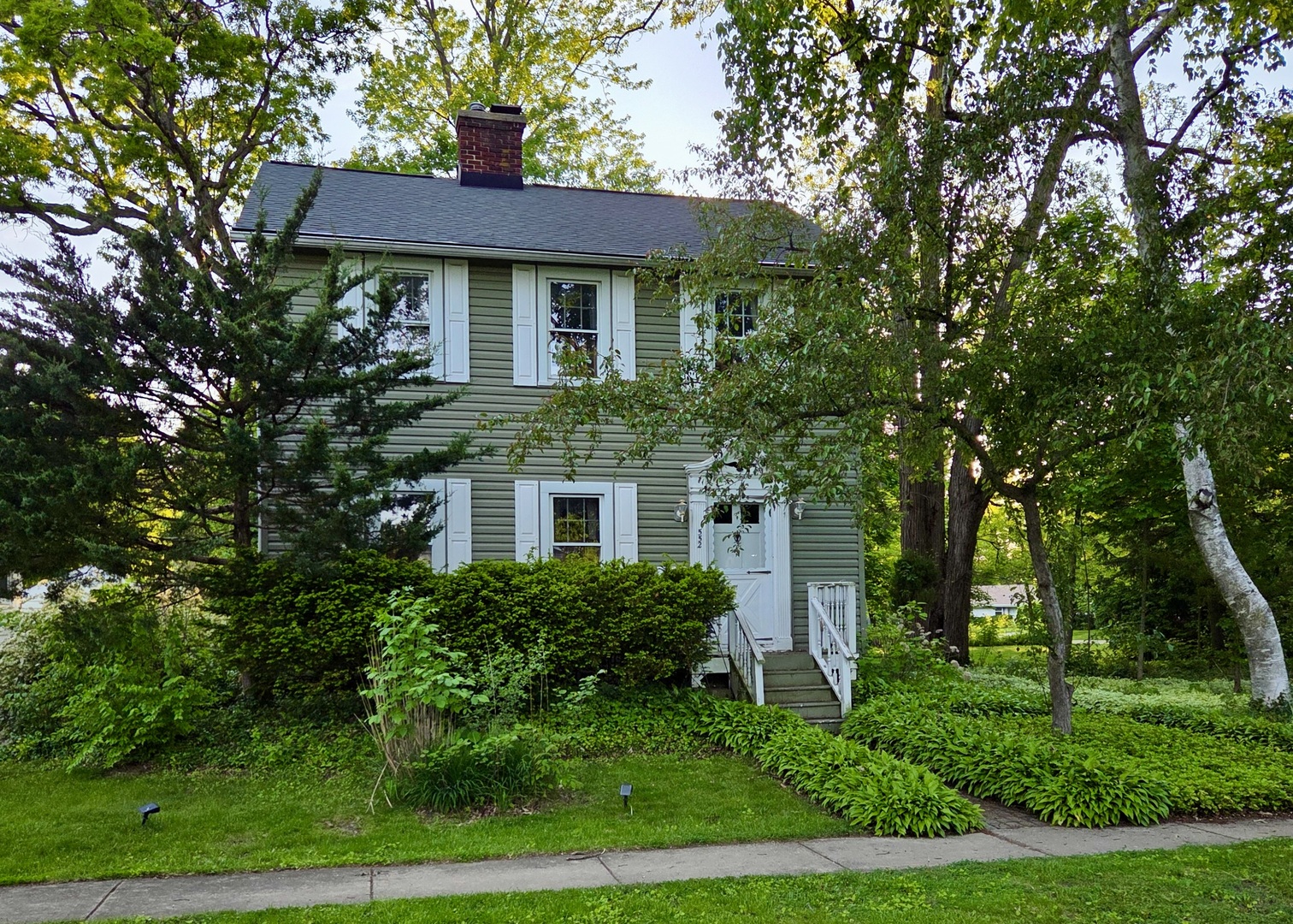 552 Highland Avenue