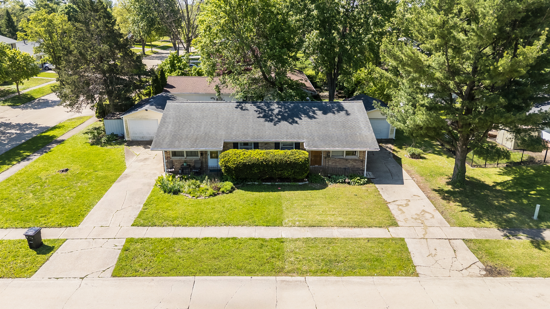 1109 Scovill Street