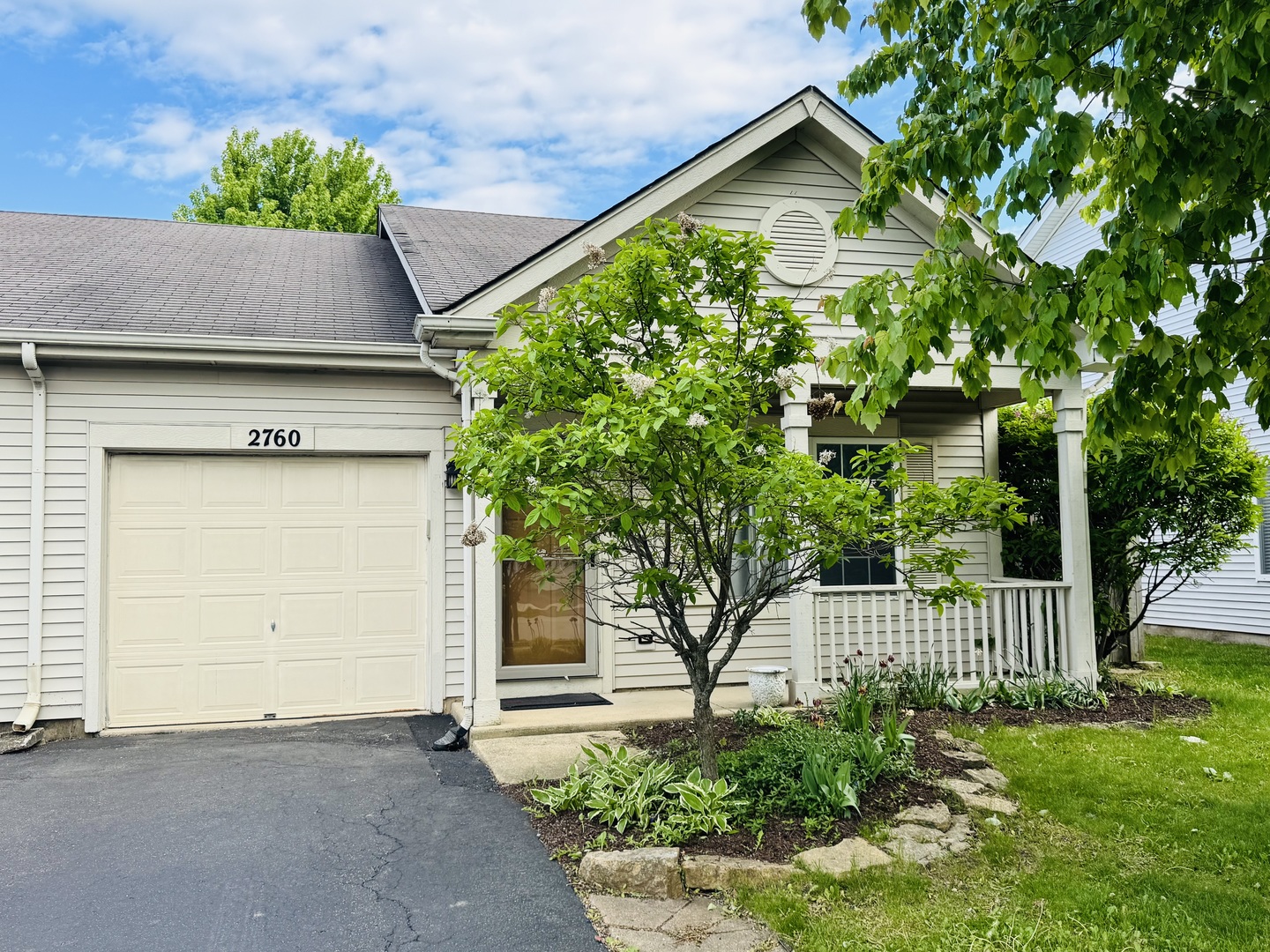 2760 Cedar Glade Drive