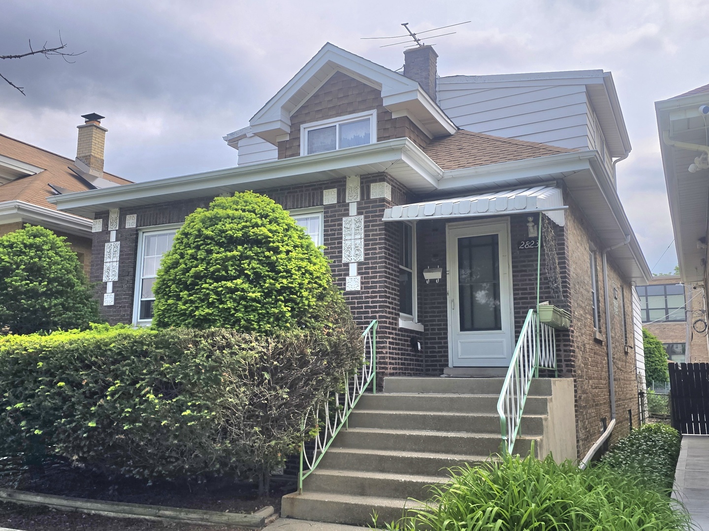 2823 76th Court