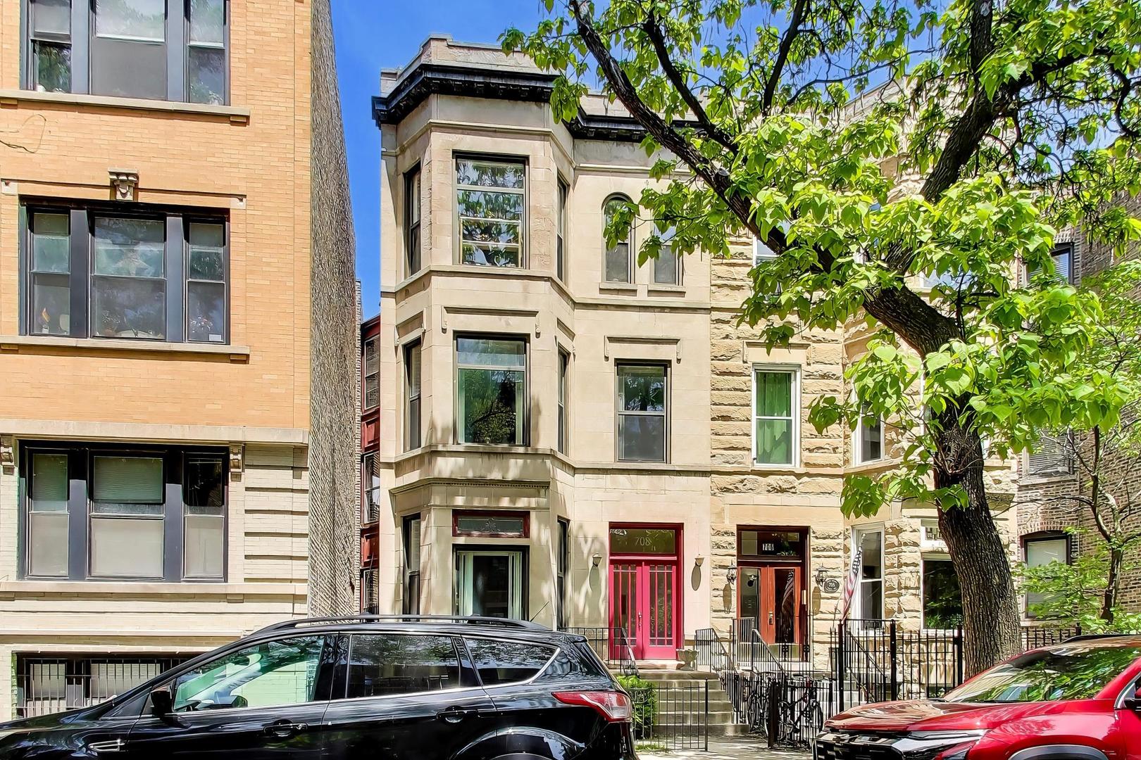 708 Buckingham Place