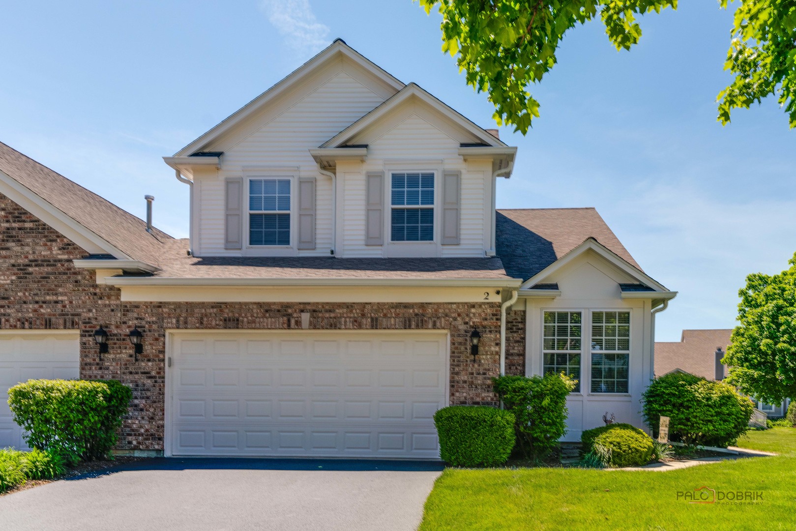 2 Tiverton Court
