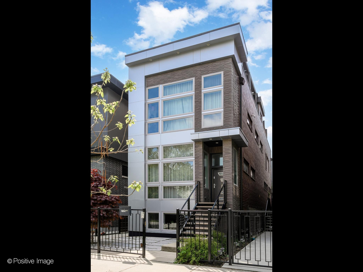 2125 Erie Street